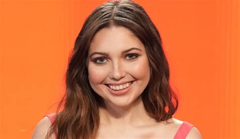 sammi hanratty naked|Sammi Hanratty Sexy & Topless (57 Photos ...